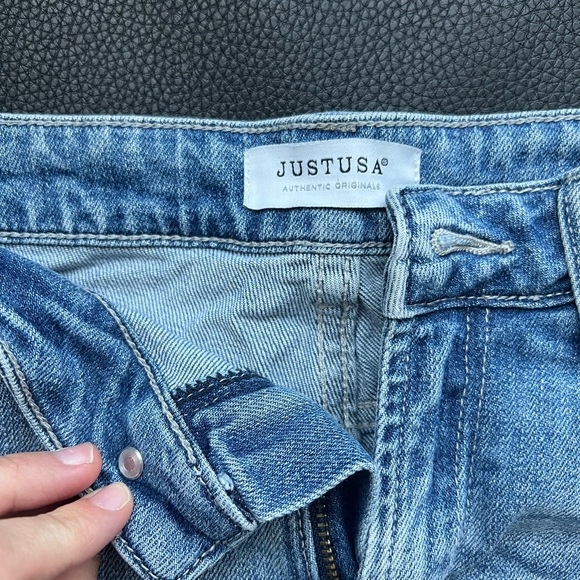 Light Blue Jean Shorts Size Small - Picture 3 of 4